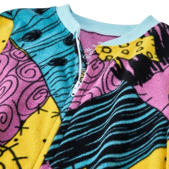 NWT Nightmare Before Christmas SALLY BLANKET SLEEPER WITH CAP Baby Girls 18M - Picture 5 of 8